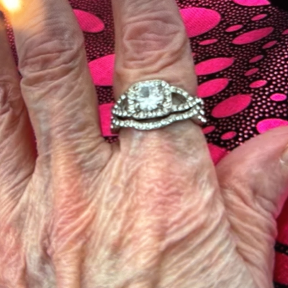 Ladies ss/rhodium round ring, has band that nestles next to it - Picture 2 of 6